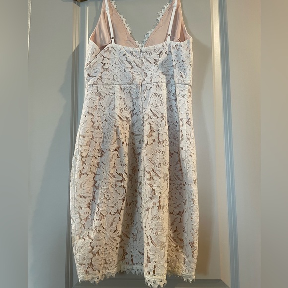 Luna B Lace Silhouette White Mini Dress - Picture 3 of 4